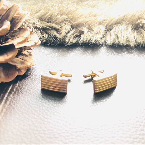Vintage men’s Hickok gold textured design rectangle cuff links - Picture 1 of 8